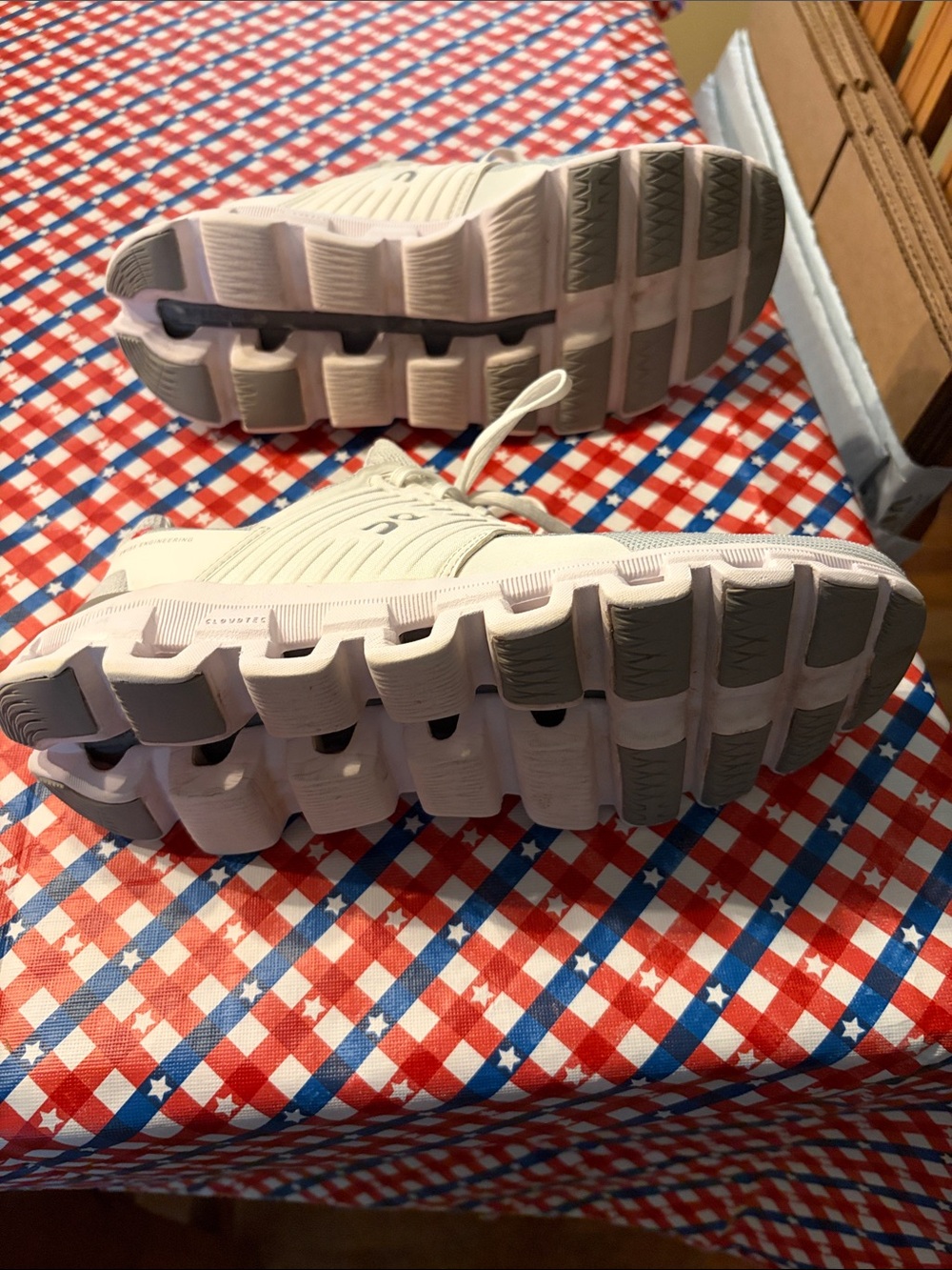Women’s On Cloudswift shoes size 9 - Picture 5 of 8